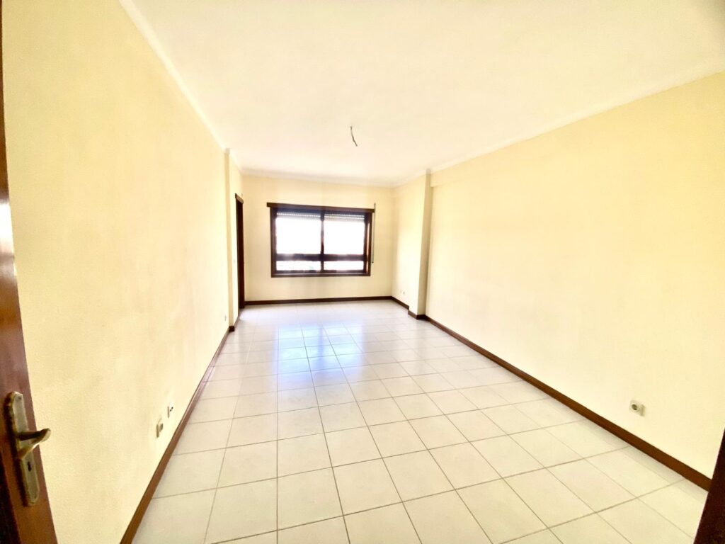 DEJIANE PEREIRA – partamento T3 em Tavarede- Conforto, Localização e Comodidade (7)